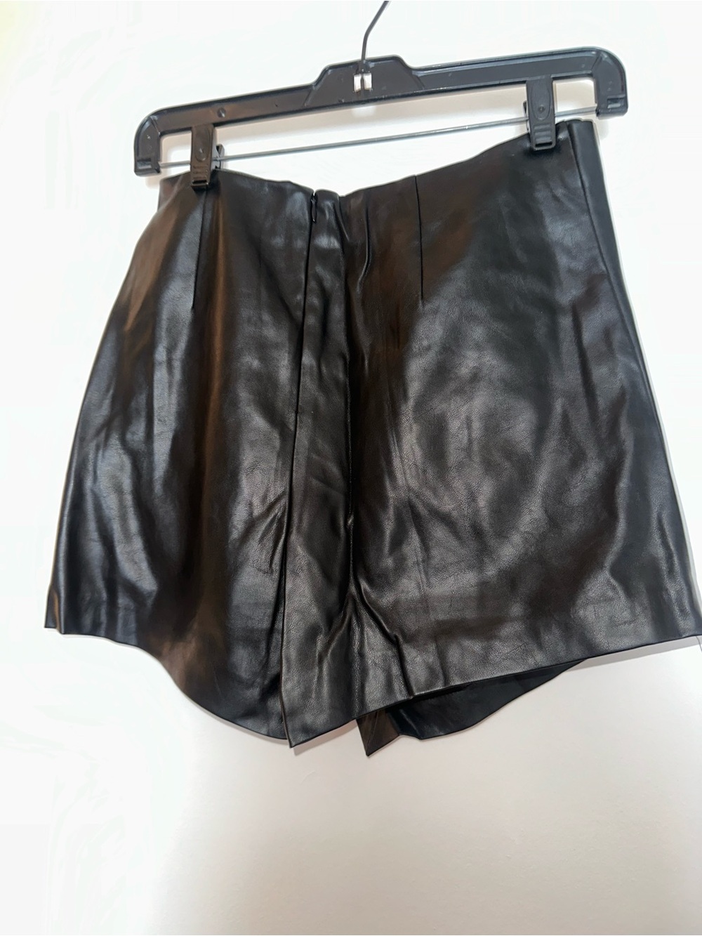 Zara Black Faux Leather High-Waist Tie Front Mini Skort - Picture 2 of 2